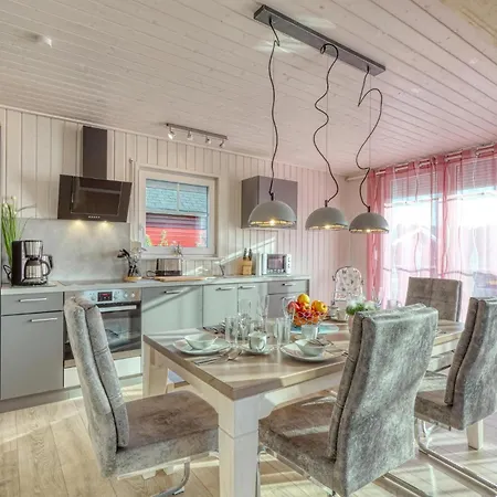 Σπίτι διακοπών 2 Bedroom In *